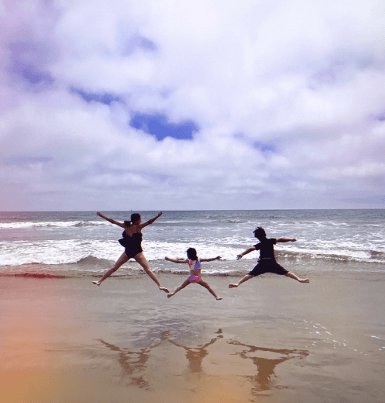 田中将大の妻・里田まいが長男長女とのアクティブ写真を公開