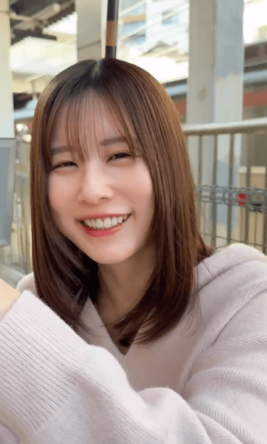 有村藍里、代官山カフェで