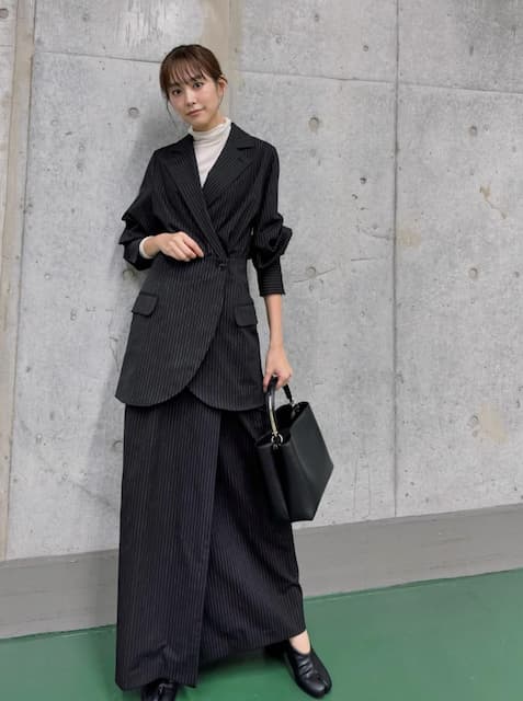 桐谷美玲、“カッコ可愛い”秋服コーデを公開