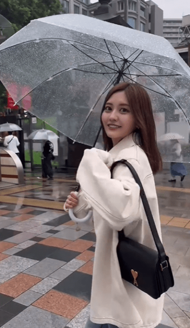 「ゆめタソカワユス」林ゆめ、梅雨のジメジメ気分も吹き飛ぶ激カワスマイルお散歩ムービーにファン歓喜！