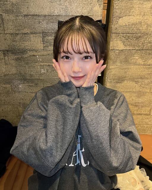 市川美織、まつ毛と眉毛で盛れちゃう自分に変身中