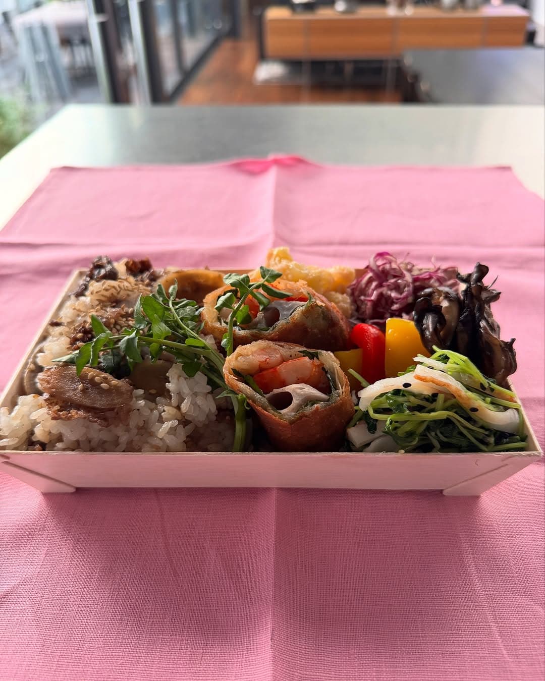 滝沢眞規子、夫からも高評価の手作り弁当を披露　仲睦まじい様子に称賛の声