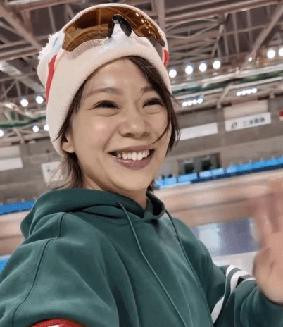 「笑った顔メチャ可愛い！ヤバ！」元スピードスケート選手、ファンが待ちに待ったスケートムービーを公開し大反響！「現役選手に負けてない」