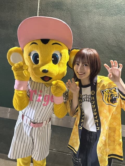 虎党・山本彩が阪神戦でのイベントに登場！勝利に「最高やーー」と歓喜のショットを公開