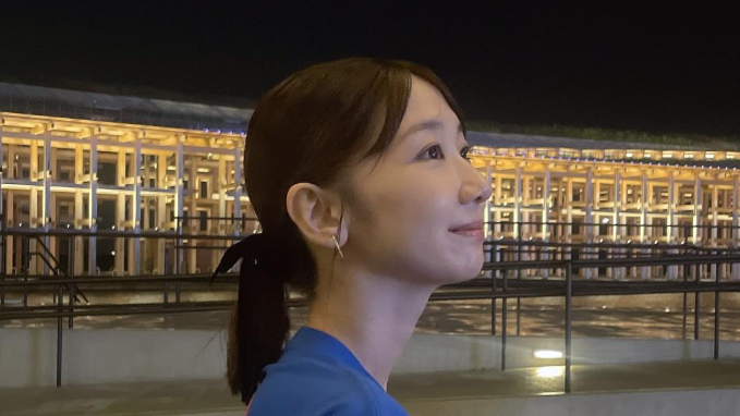 柏木由紀、大阪・関西万博の“思い出ショット”が大反響！「かわいすぎ」「ガンダムも一緒？」の声も