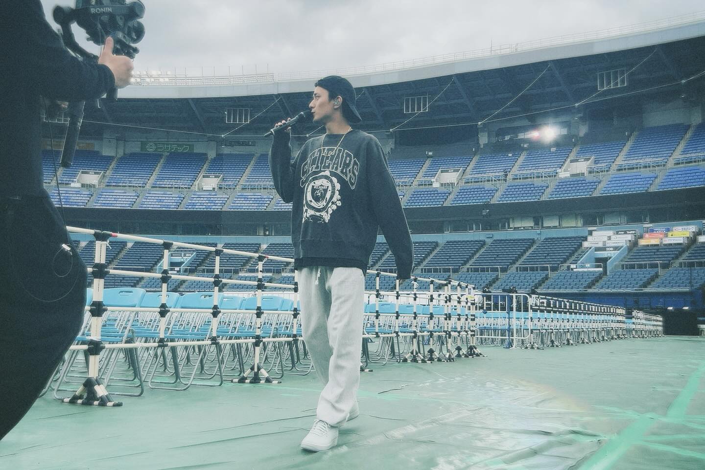 「一発目のあの曲で泣きそうに」キンプリ永瀬廉が花火を盛り上げる