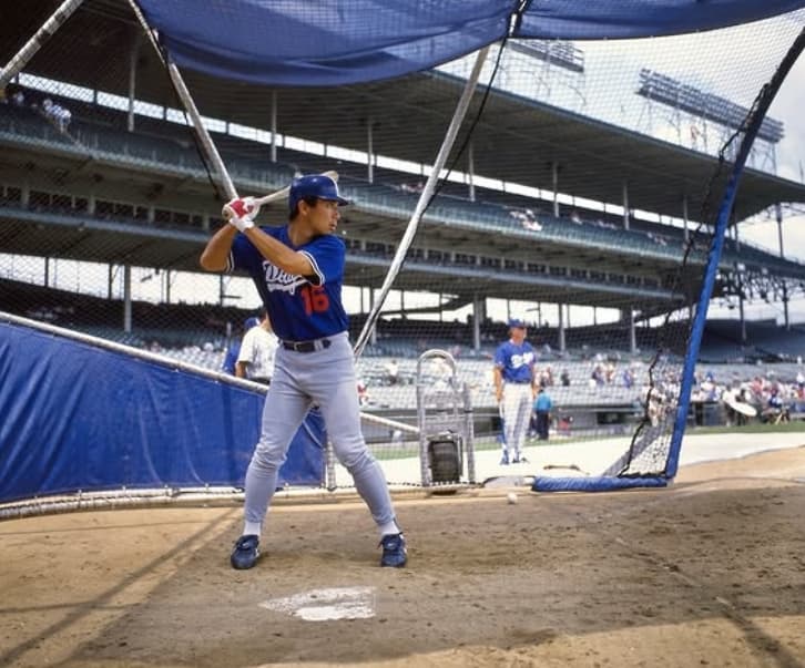 「中学生の頃、めっちゃ興奮してた!」あの野茂英雄がバットを持った貴重ショットが公開！