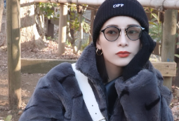 尾崎紗代子、公園コーデを披露「かわいいが全問正解なんだよね」