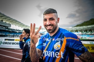 感動と勇気をありがとう　V・ファーレン長崎　フアンマデルガド選手契約満了