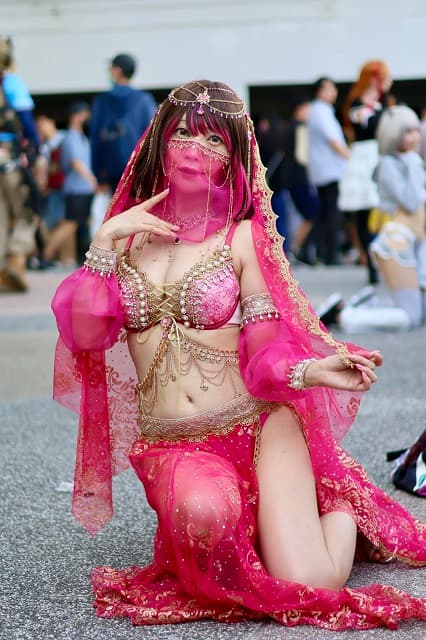 「 麗しゅう過ぎて！」人気コスプレイヤー 宮本彩希が”みんな大好き”アラビアンコスを披露！