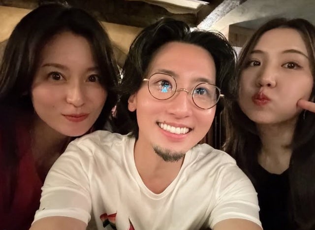 感動の再会！本仮屋ユイカが友人との笑顔ショット公開