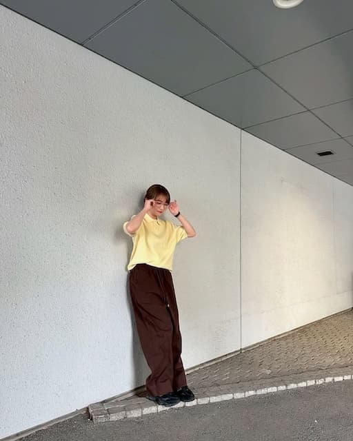 「のび太くんに近づいちゃったから 次から気をつけよう。笑」秋元真夏のポロシャツコーデにファンからコメント続々！