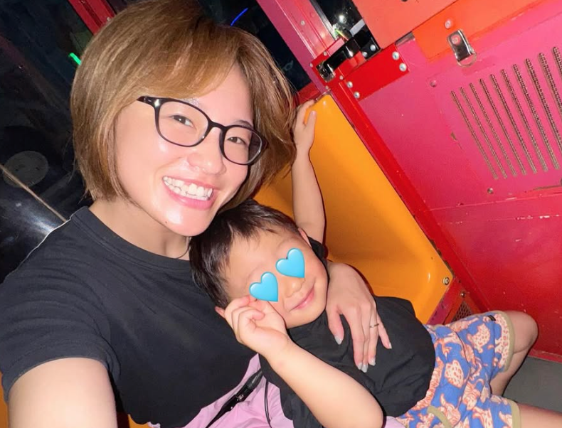 笑顔あふれる誕生日！登坂絵莉が息子と観覧車カラオケを満喫