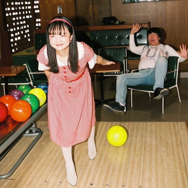 蛙亭・イワクラ 新年の挨拶でツーショット公開