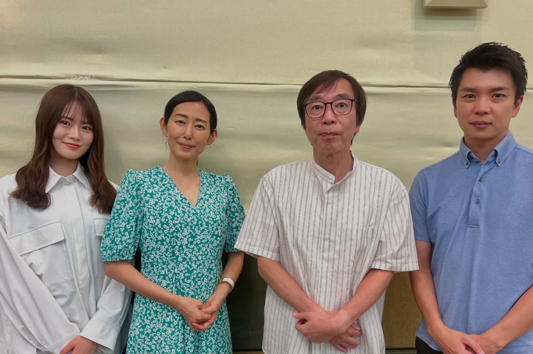 木村多江、NHKラジオで「戦後80年」を語る　共演陣と集合ショット公開