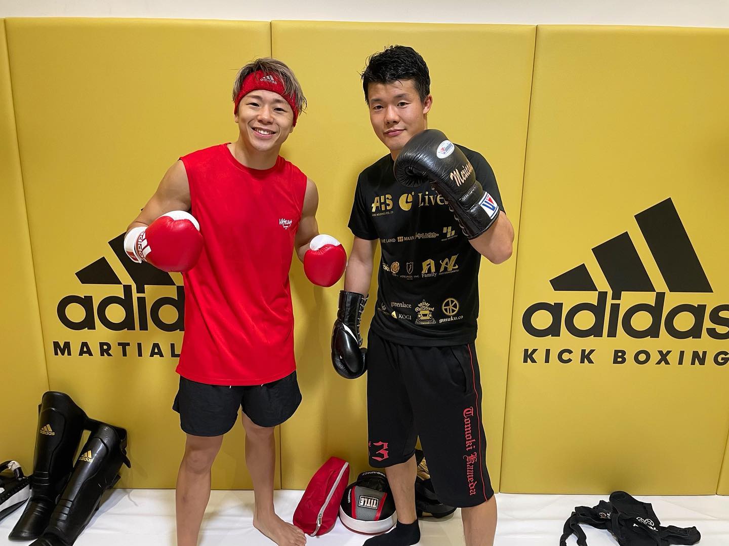 武尊が亀田和毅とスパーリング⁉︎「このツーショットは最高🔥最強🔥」と話題