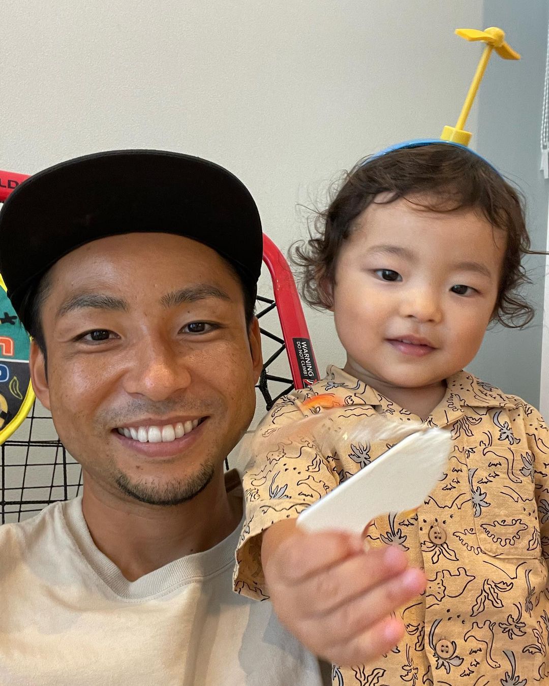 「タケコプター😊笑」小林悠が三男・風翔さんとの