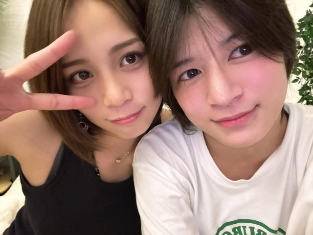 「姉の家凸った」美人女子プロレスラー・山岡聖怜、"姉妹グラビアでも話題！"美女グラドル姉との眼福姉妹ツーショット！