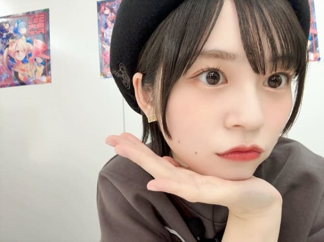 「今日は〇〇でした」人気女性声優が衣装を紹介！全身コーデが可愛すぎてファン悶絶