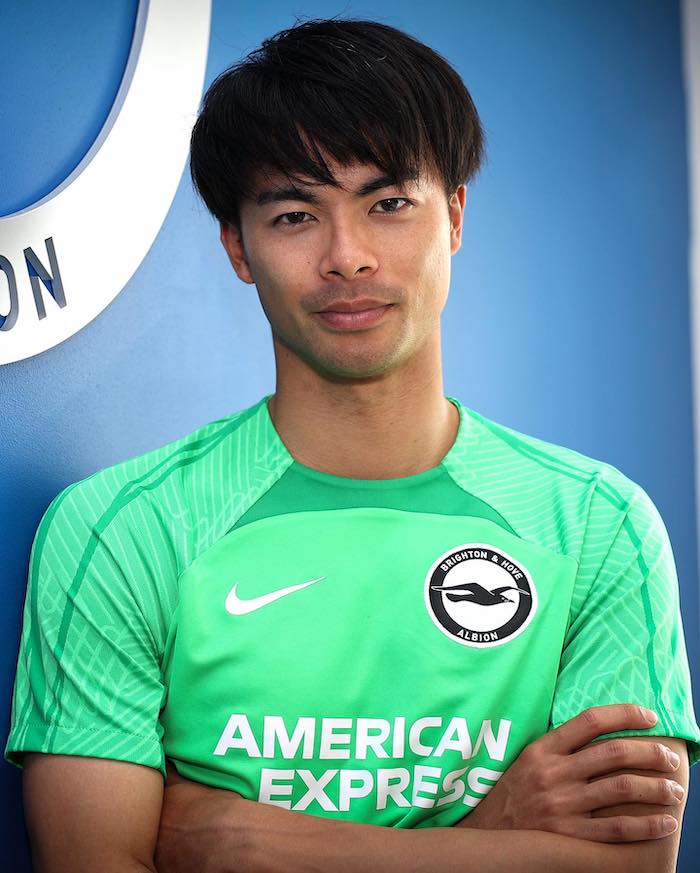 三笘薫、ブライトンと4年間の契約延長！🔵