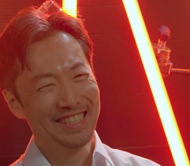 ハースF1代表・小松礼雄、“まだ登りたい山”を語るインタビュー映像公開