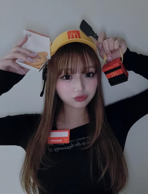 「ナゲット持ってネイル見せようとしてます」希空が“マクドナルド”になりきる！？