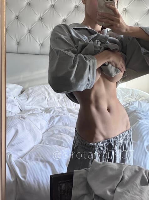 人気グラドル 白田まいが久しぶりの”腹筋ショット”を公開！「仕上がりすぎてる」と話題に