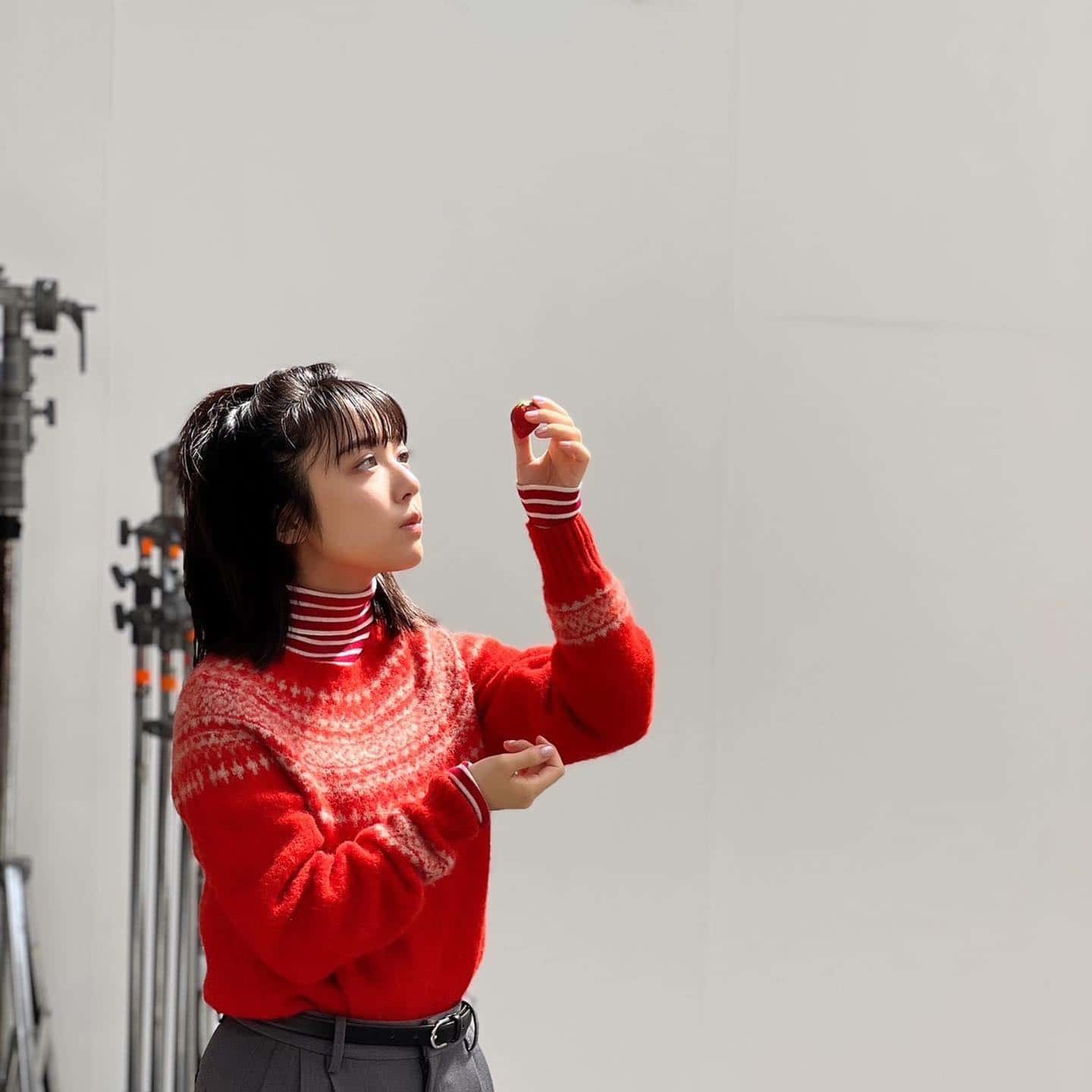 上白石萌音 メンズノンノで特集されたことを報告💙🤍