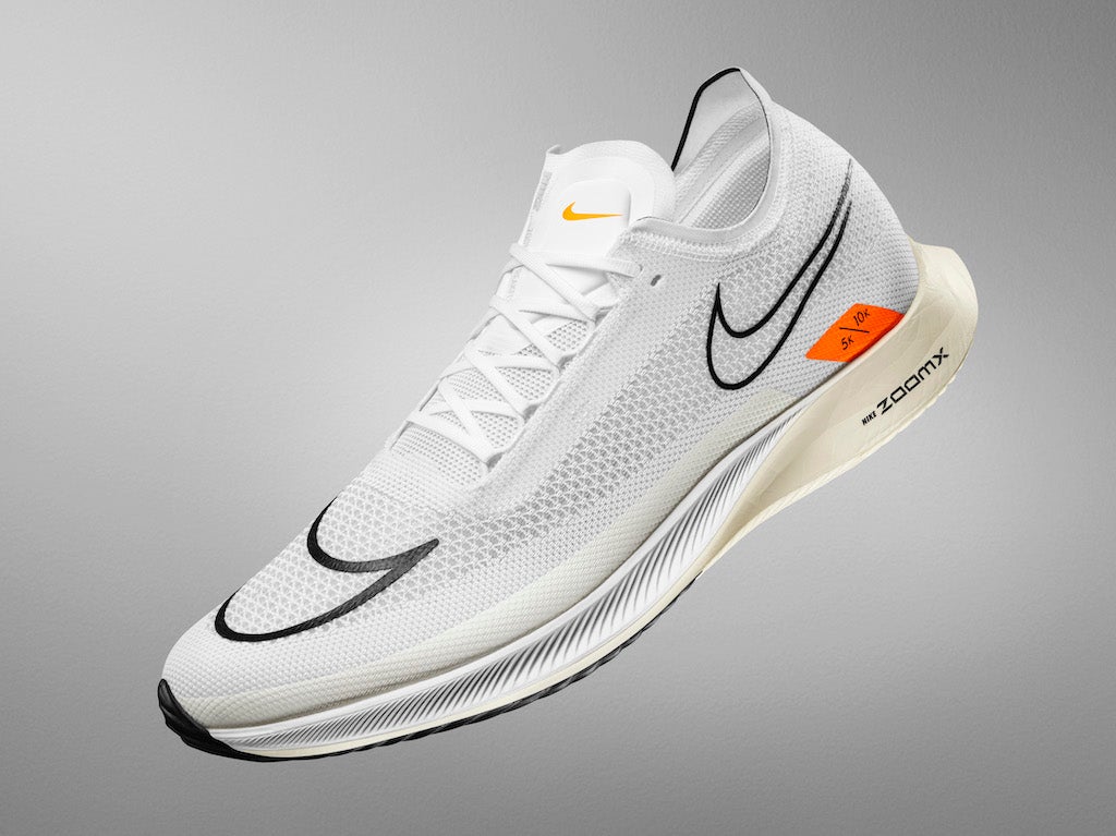 短距離に向けた最新ロードレーシングシューズ「ナイキ ズームエックス ストリークフライ」が登場