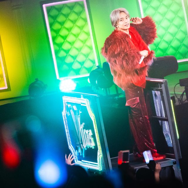 中島健人、オーラ溢れる衣装姿を披露「最高の写真！」