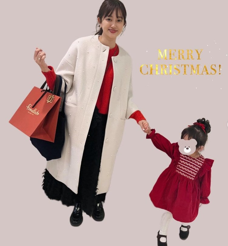 菊地亜美・家族揃ってクリスマスコーデ披露✨
