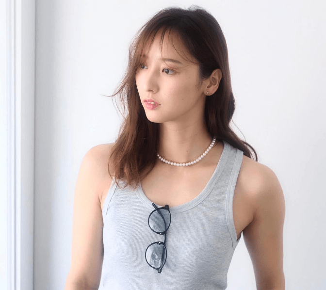 「カッコ美しいです」美女ハンドボーラー、モデルモードにスイッチ・オン！”タンクトップ・ショット”にファンときめく「素敵すぎ、可愛い」