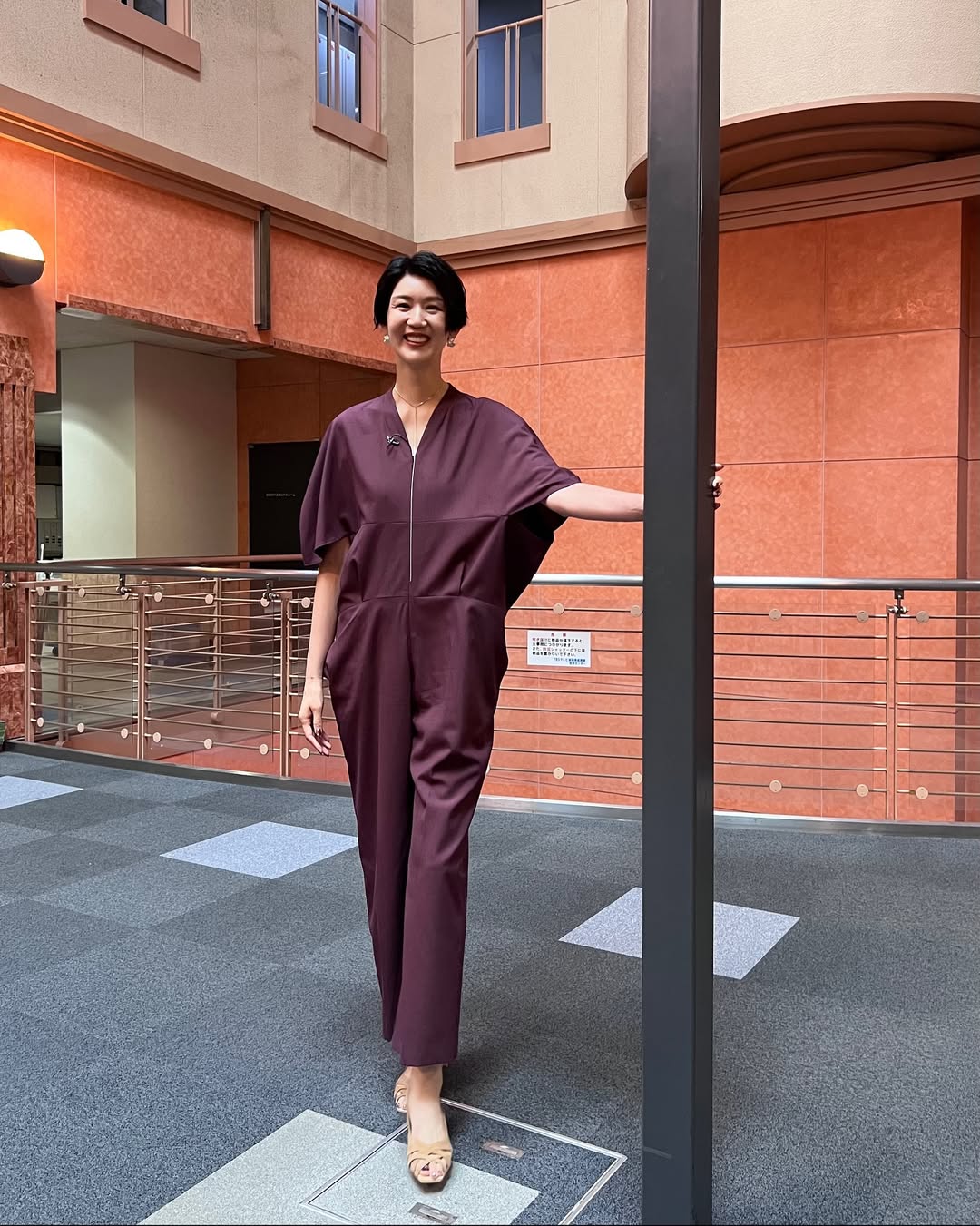 栗原恵が超絶スタイルを披露！世界バレー応援もしっかり