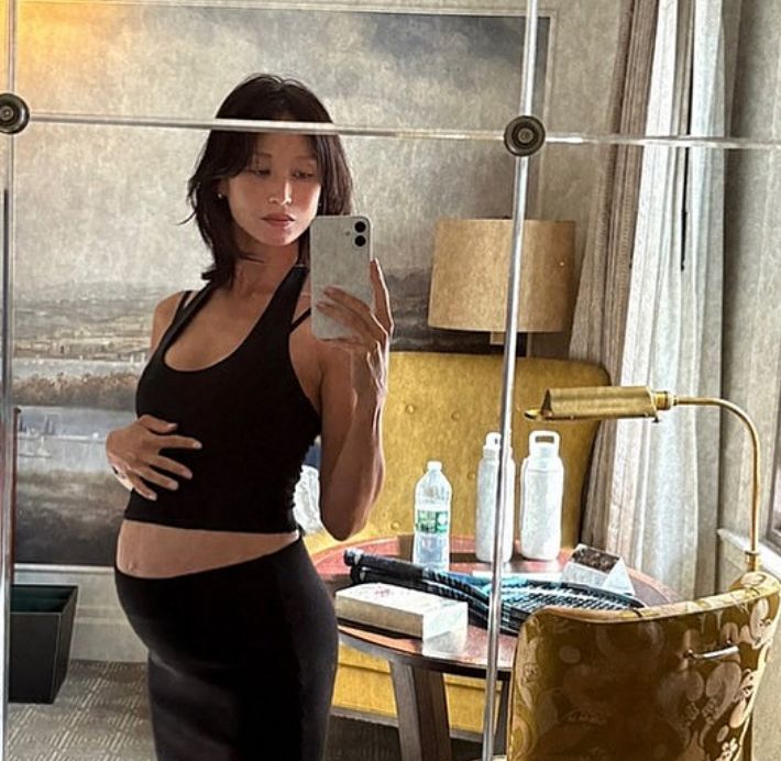 テニスプレーヤー・ダニエル太郎の妻、黒田エイミがマタニティーショットを公開