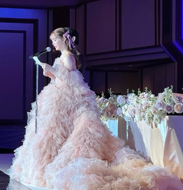 藤田二コル「お母さんへ感謝を込めて」披露宴で読み上げた感動の手紙に会場が涙