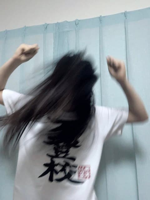 「元気ならいいか…」バンド「トゲナシトゲアリ」ベースが荒々しい写真を投稿