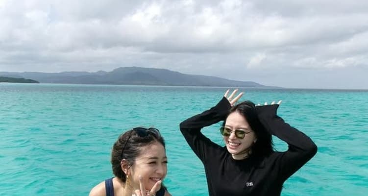 「二人のツーショットなんて奇跡！」山本舞香、みちょぱと石垣島女子旅の様子を公開！