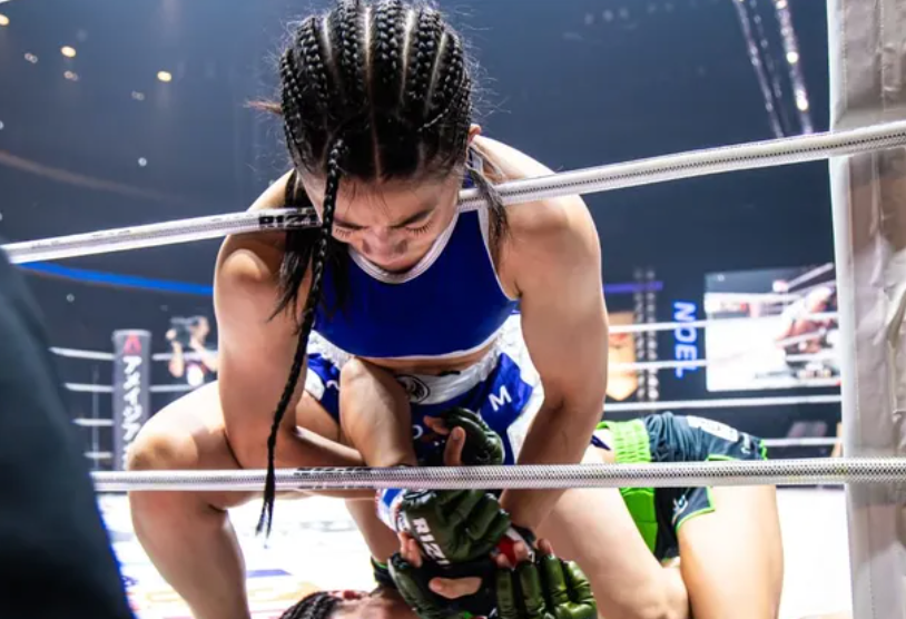 須田萌里が魅せた超RIZIN4での神業アームバー一本勝ち