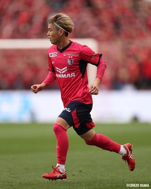 セレッソ大阪、浦和からレンタル移籍中の本間至恩の骨折と手術を発表