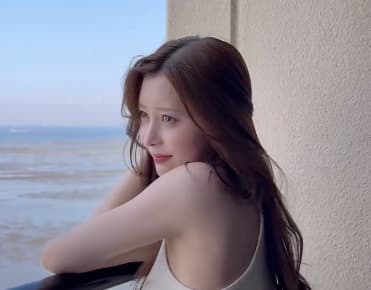 「これ以上の美人を私は知らない」松川星の夏ショットにファンメロメロ