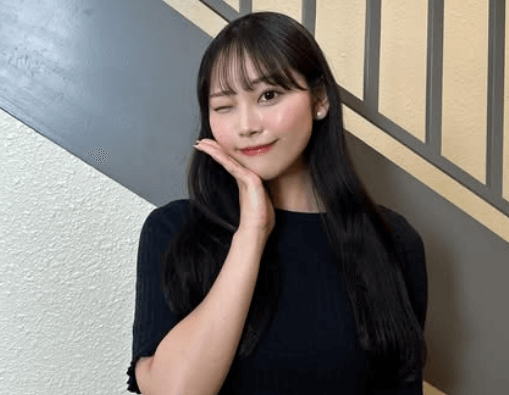 「ひゃー！めっちゃかわいい」美女アナウンサー、階段下で披露した”ときめき・ウインクショット”でファンハートをスナイプ！