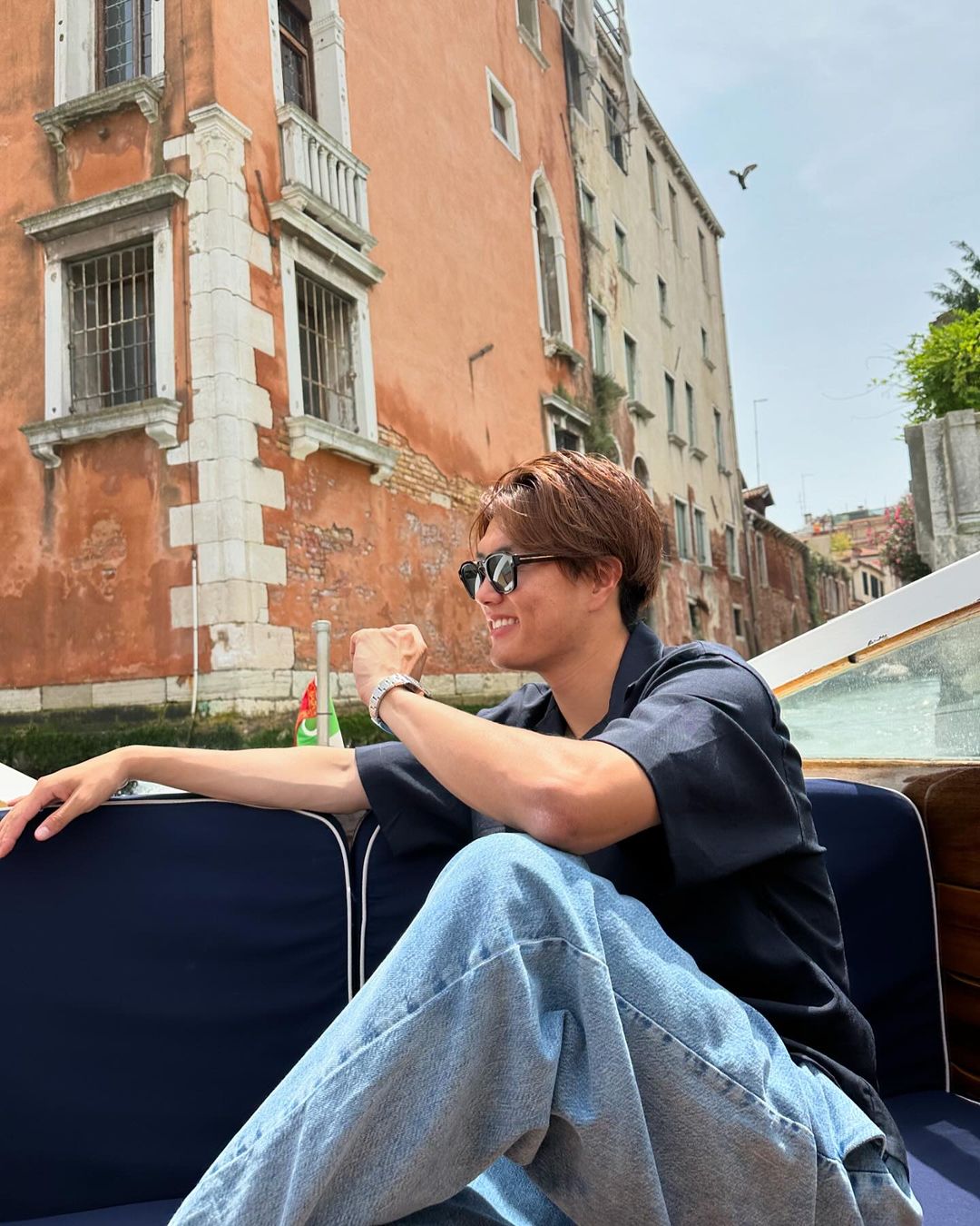 「スーツケース盗まれたけどまぁいいわ」日本代表コンビのイタリア旅行が話題に