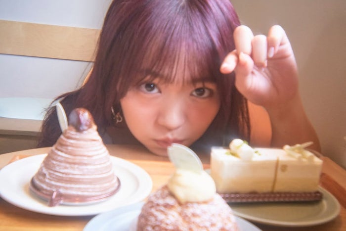 「デートしたい気分」自然体の大原優乃のオフショットに、ファンは大喜び