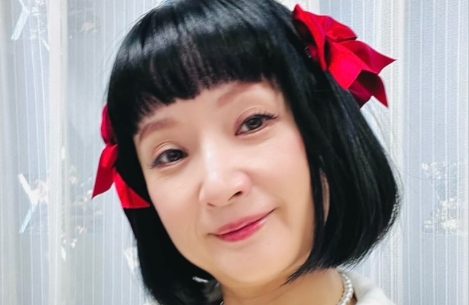 千秋、テレビやラジオでの多忙な日々を報告！ユニークなリボンスタイルにも注目集まる