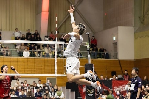 「let's go」SVリーグ首位を争う大阪ブルテオンの西田有志がSNSを更新！