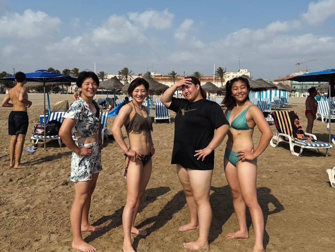 パリ五輪金・角田夏実が衝撃水着姿を公開「腹筋6パッド」「お美しすぎます」「これはヤバい」