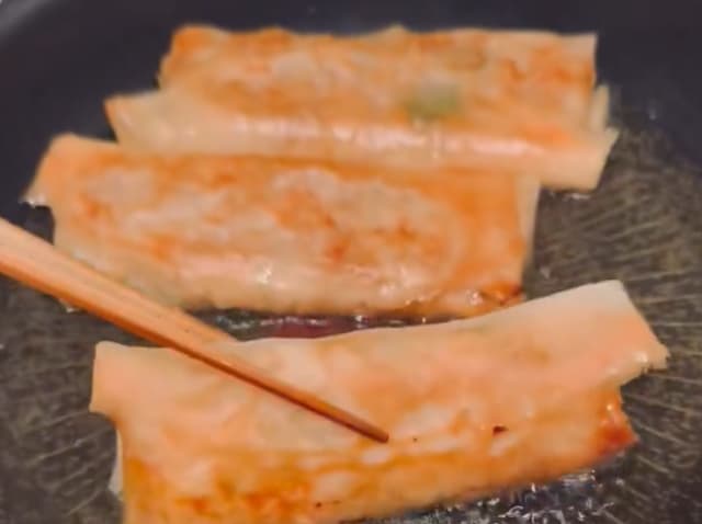 吉高由里子、最近ハマっているものに『春巻き』と答えるも「毎日は食べてないですよ…」と照れ笑い