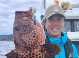 鶴岡慎也、沖縄で休日満喫！「釣りにゴルフ、遊んだ〜」