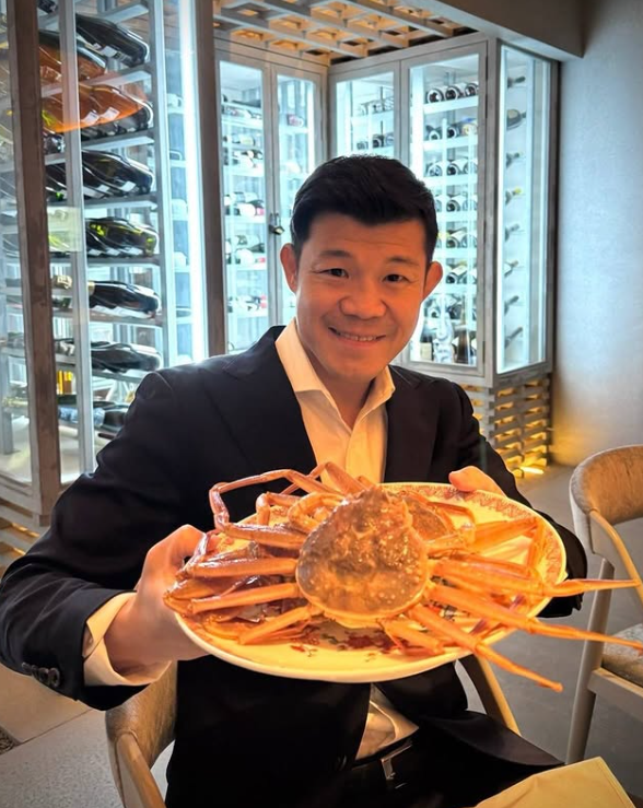 亀田興毅、今季2度目のカニ投稿　“蟹田興毅”名乗るほどの甲殻類愛