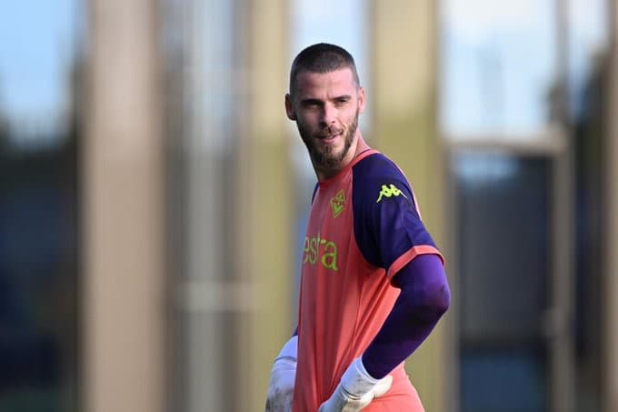 “静と動を切り替える表情”　デ・ヘアがトレーニング写真を複数枚投稿